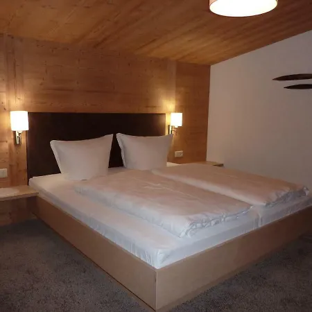 Апартаменты Haus Christopherus *